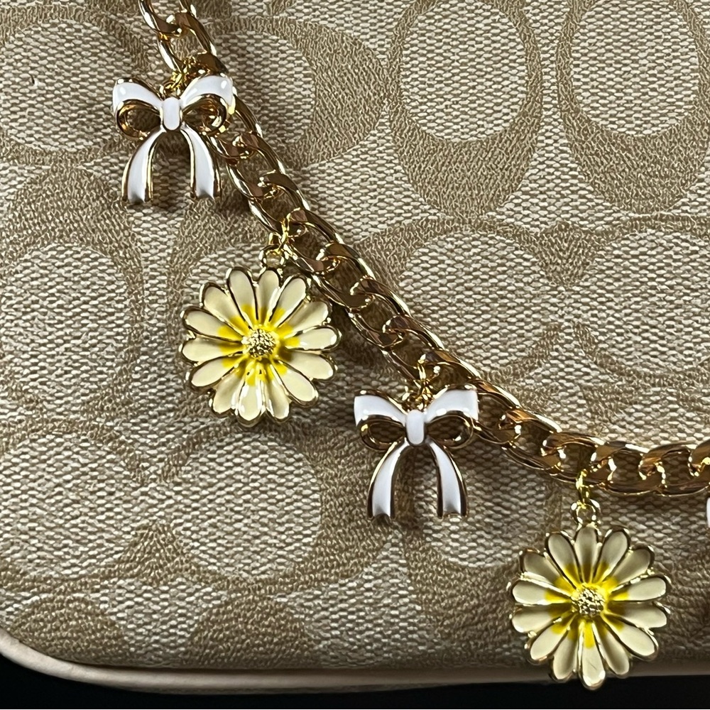 Bag Charm Chain in Gold Tone with Yellow Flowers and White Bow Ties - Picture 3 of 7